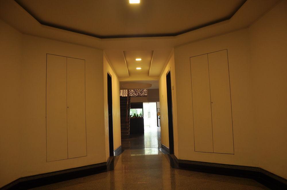 Oyo Premium Convent Road Near Lake Kodaikanal Dış mekan fotoğraf